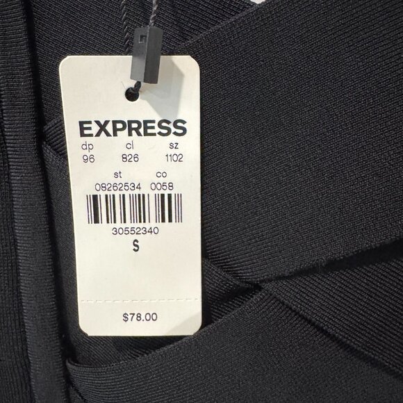 Express Black Criss Cross Crop Top - Picture 4 of 4